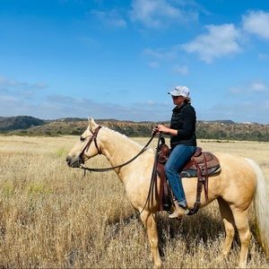 Meet your Posher, Annika